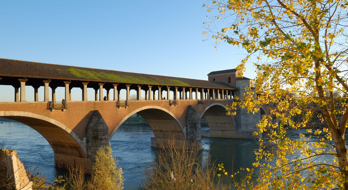 Cosa vedere a Pavia: il Ponte Coperto